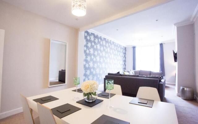 Bridge Street Apartment