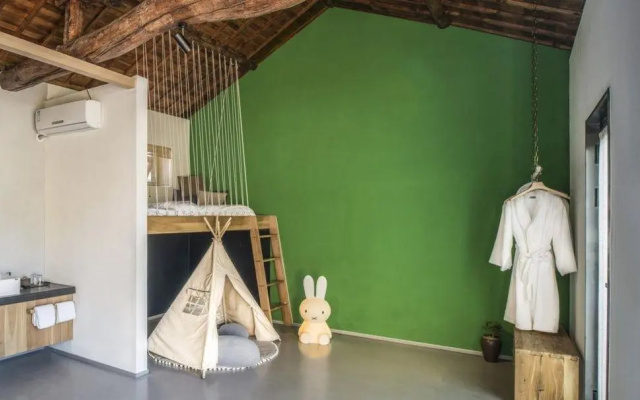 Worth Waiting Boutique Hotel