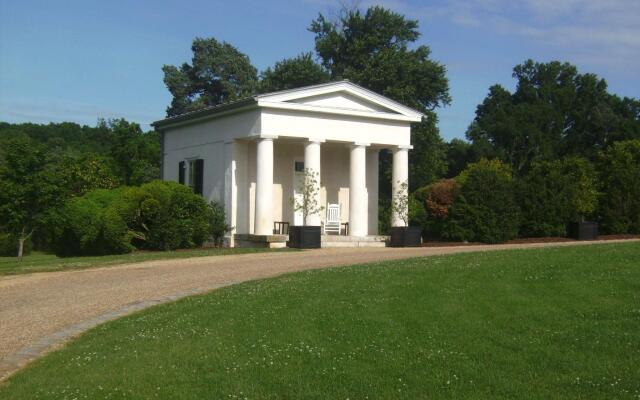 The Berry Hill Resort & Conference Center