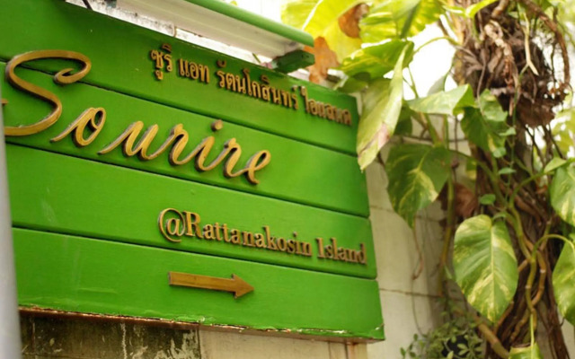 Sourire at Rattanakosin Island