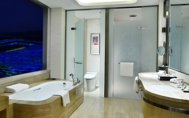 Crowne Plaza Dalian Sports Center by IHG