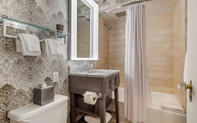 Omni Shoreham Hotel