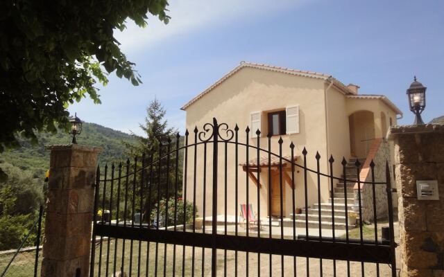 La Maison de Noélie - rez de jardin