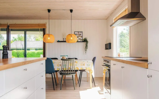 6 Person Holiday Home in Juelsminde