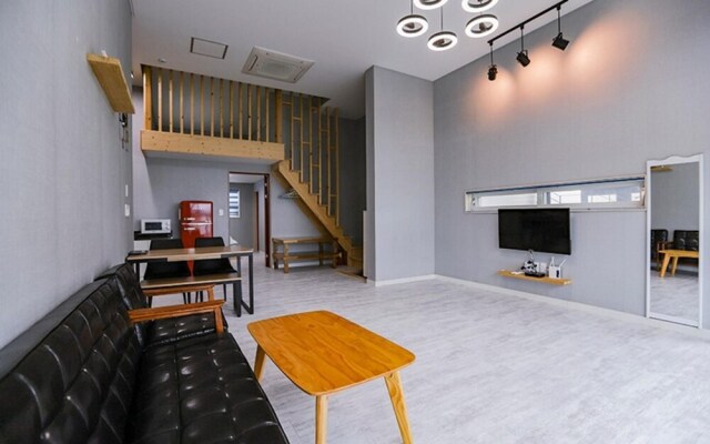 Pohang Sea and Bamboo Pension