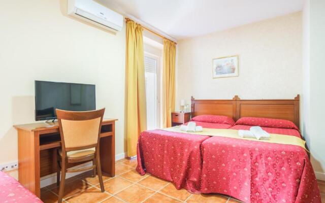 Hotel Carlos V Jerez by Vivere Stays