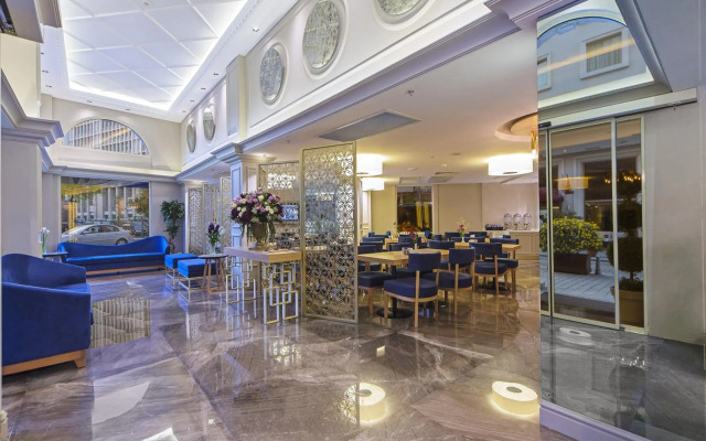 History Hotel