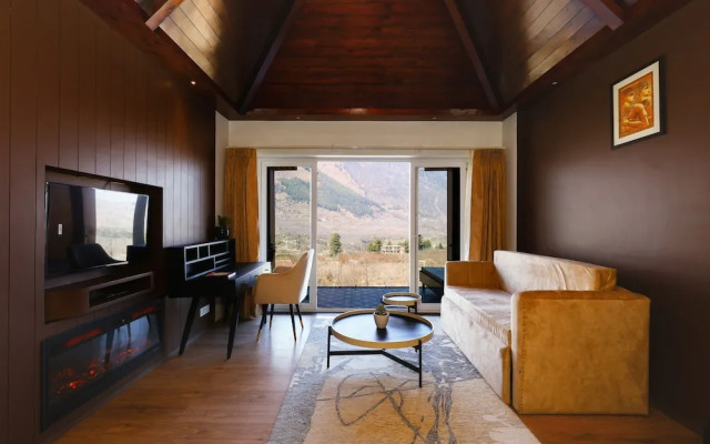 The Voyage by Kaizen, Manali