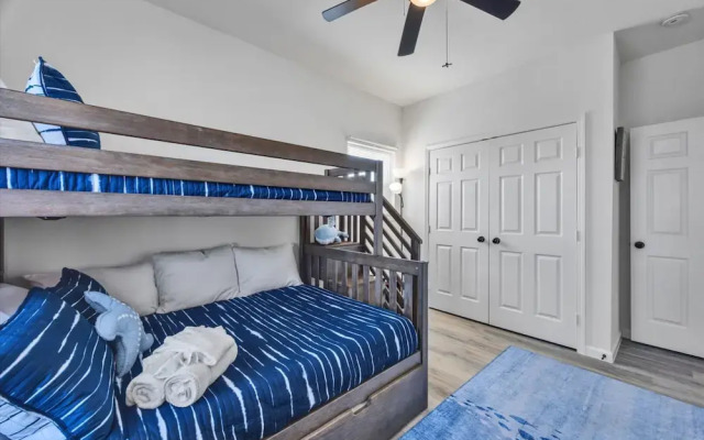 Newly Remodeled Home Minutes From Cruise Terminal