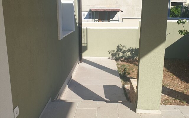 Captivating 3-bed Apartment in Vodice