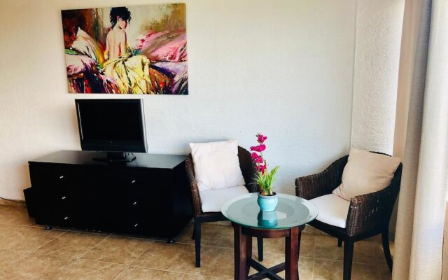 1 Bedroom apartment Las Brisas