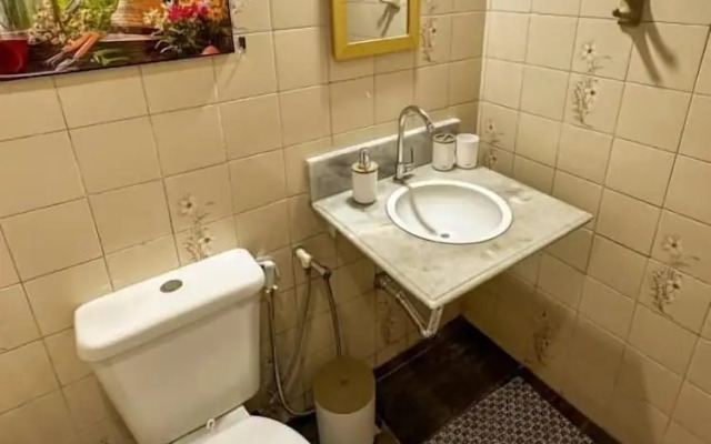 Chalé com hidro e café da manhã