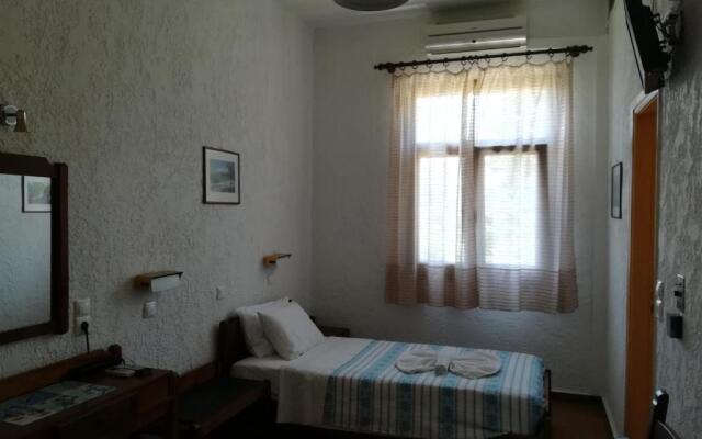 Pythais Hotel