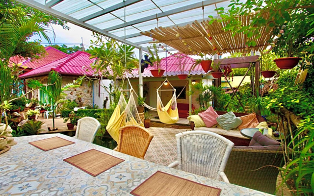 Sunshine Guesthouse and Diving School Room Nr 4