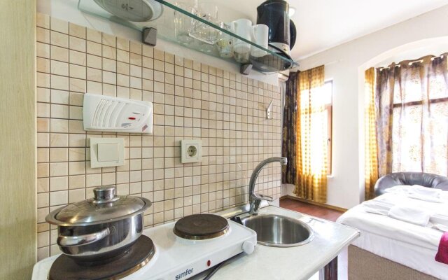 Roncalli Park Suites