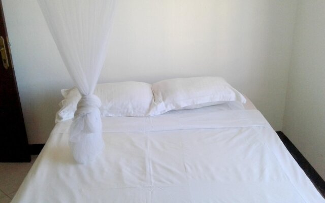 House With 2 Bedrooms in Trou aux Biches, With Wonderful sea View, Fur