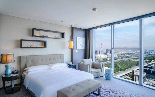Sheraton Shanghai Waigaoqiao Hotel