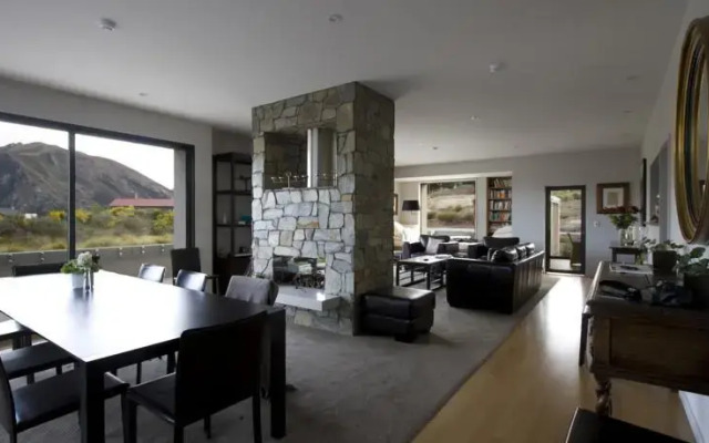 Tiritiri Lodge