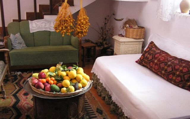 Turk Evi