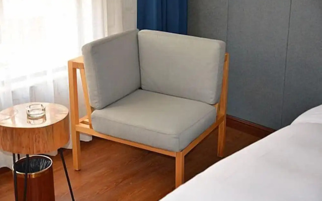 Guangzhou Xinheyuan Hotel