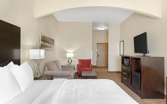 Best Western Plus Capital Inn