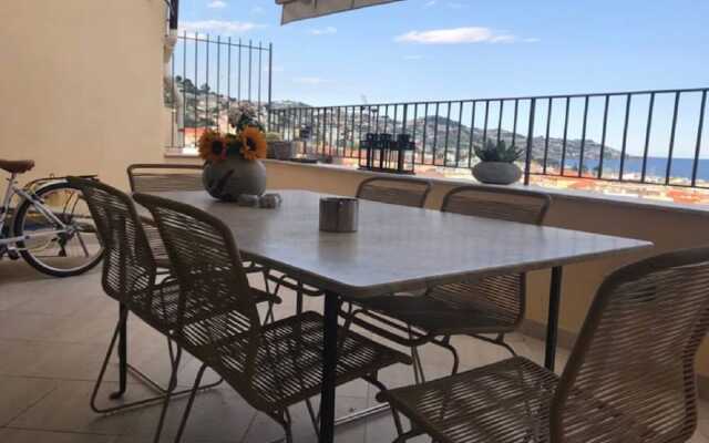 Amazing Seaview Terrace