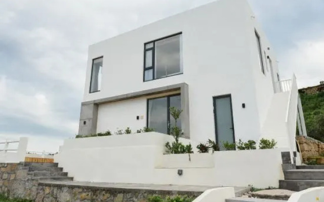 Another House Guesthouse