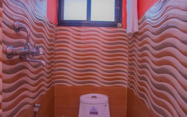 OYO 296 Subine Guest Inn