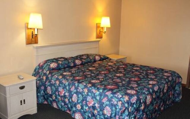 Hometown Inn Fort Wayne