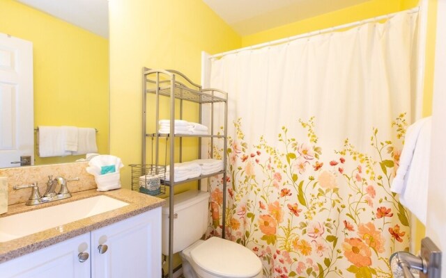 Driftwood #4 - Dog Friendly! Nightly Stays Allowed! 2 Bedroom Cottage