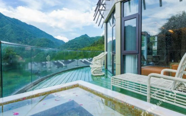 Dream Hot Spring Hotel