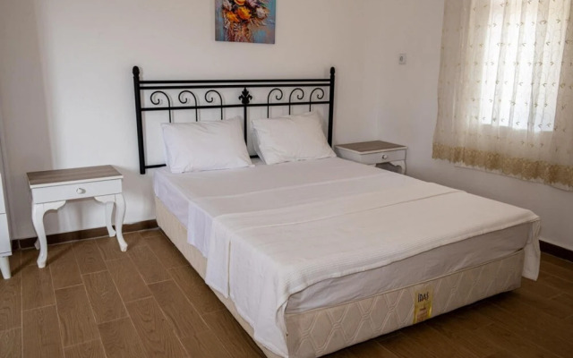 Flat 5 km to Beach With a View in Marmaris