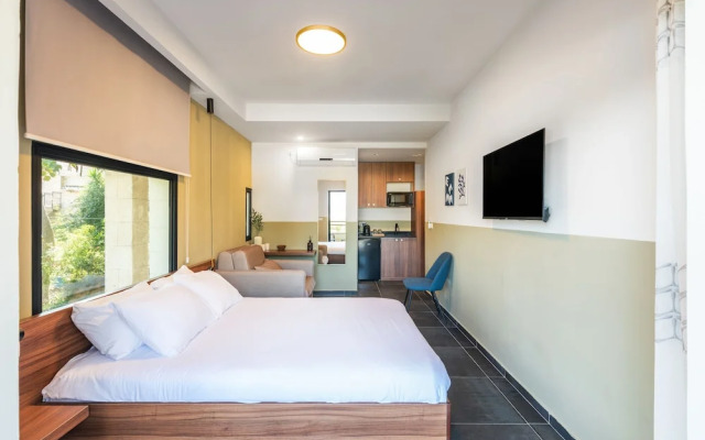 Domus Carmel Hotel