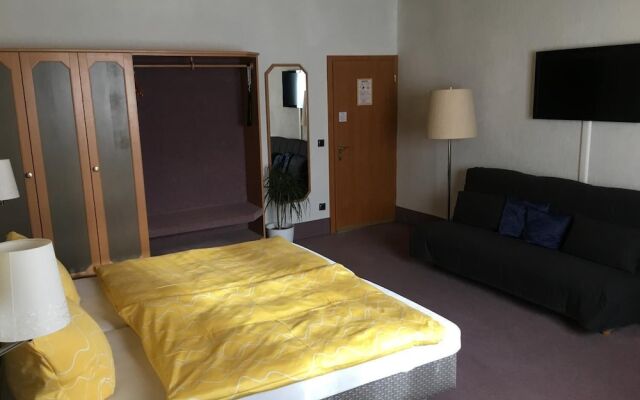 Hotel & Restaurant Hessischer Hof