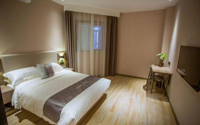 Home Inn UP Huayi Selected Hotel (Huanghua Zhongjie Branch)