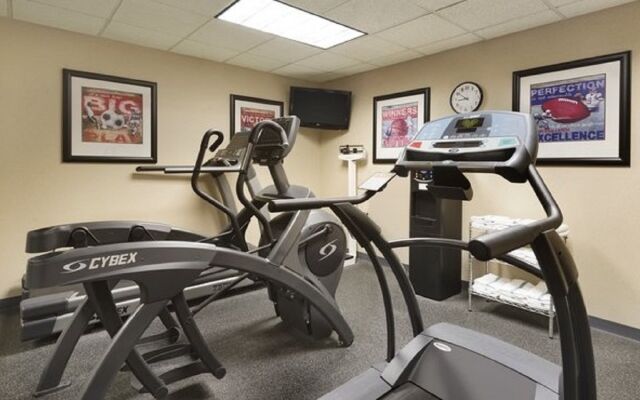 Country Inn & Suites by Radisson, Evansville, IN