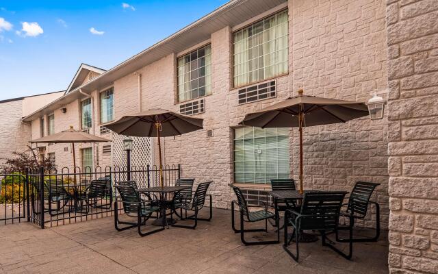 Best Western Plus Orillia Hotel