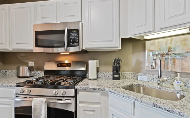 Premier Luxury Suites