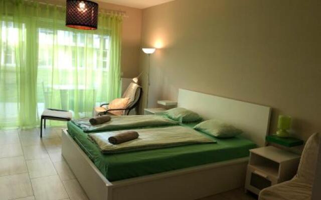Tóparti Wellness Apartman
