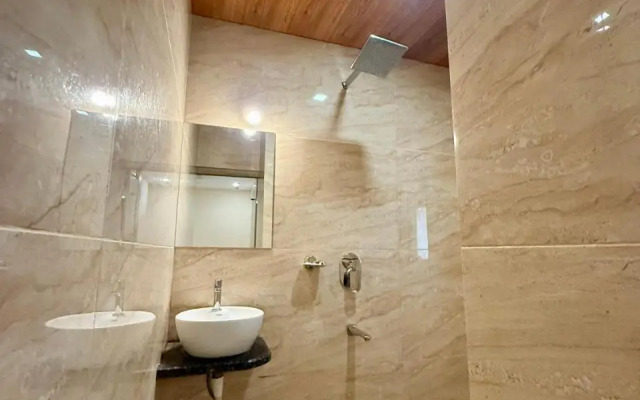 OYO 27992 Hotel Ganpati