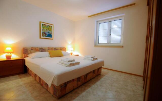 Murter-Slanica Beach id 928