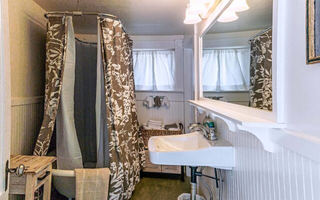 '1900' House ~ Near Osf~sleeps 8