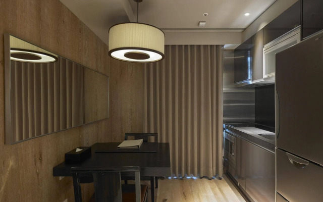 Gloria Residence