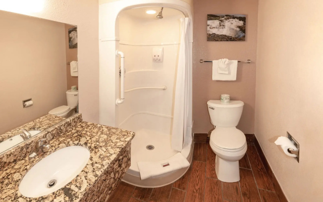 Econo Lodge Inn & Suites Yuma