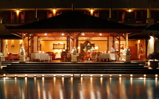 Nusa Dua Beach Hotel and Spa 