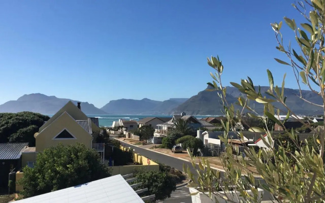 Storyhouse in Kommetjie