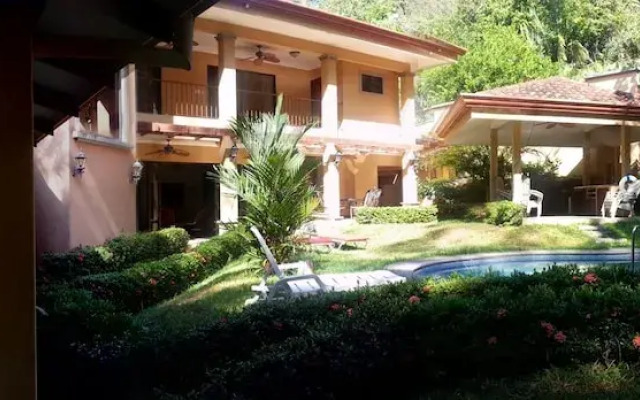 Villa Jazmin