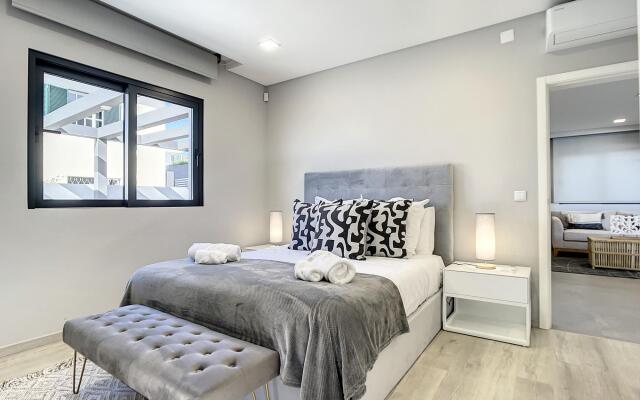 Villa de la Ponte by Atlantic Holiday