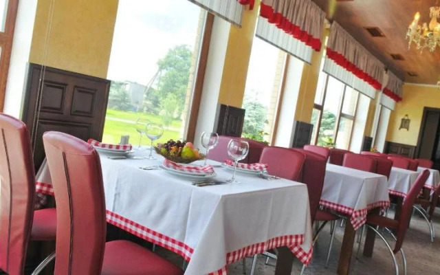 Dergachov Guest House