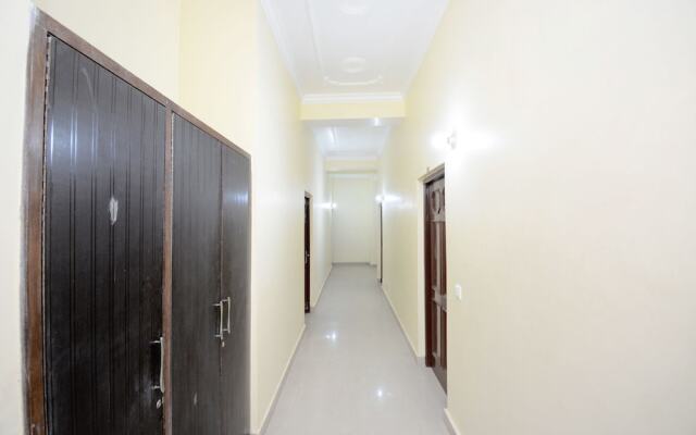 OYO 40160 Hotel  Aaa